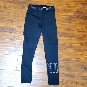 Nike Dri-fit leggings size Med